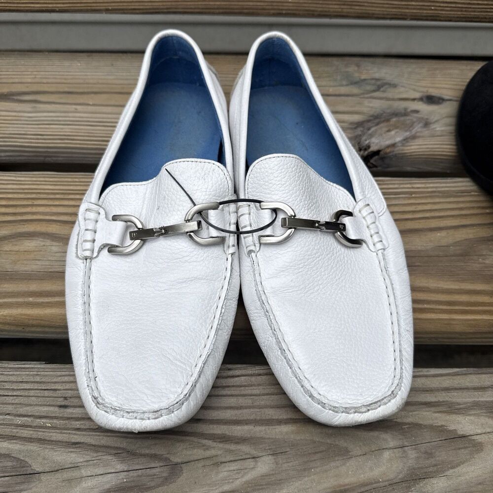 Donald Pliner White Pebbled Leather Driving Loafers Men’s 10.5 Silver Buckle